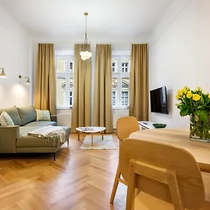 Tyzenhauz Topolowa Aparthotel Krakow