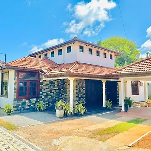 Diamond Dreams Guest house Negombo