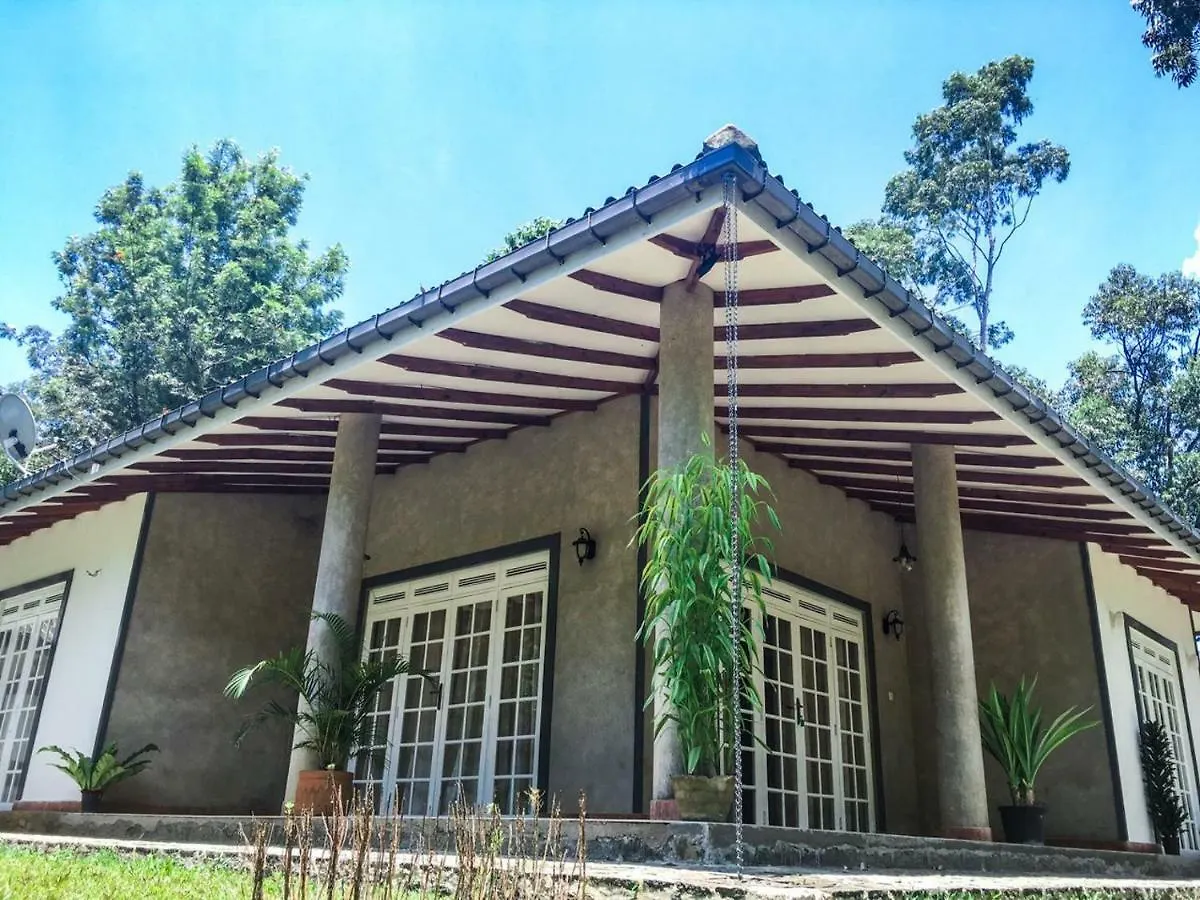 Mount Royal Hotel Kandy